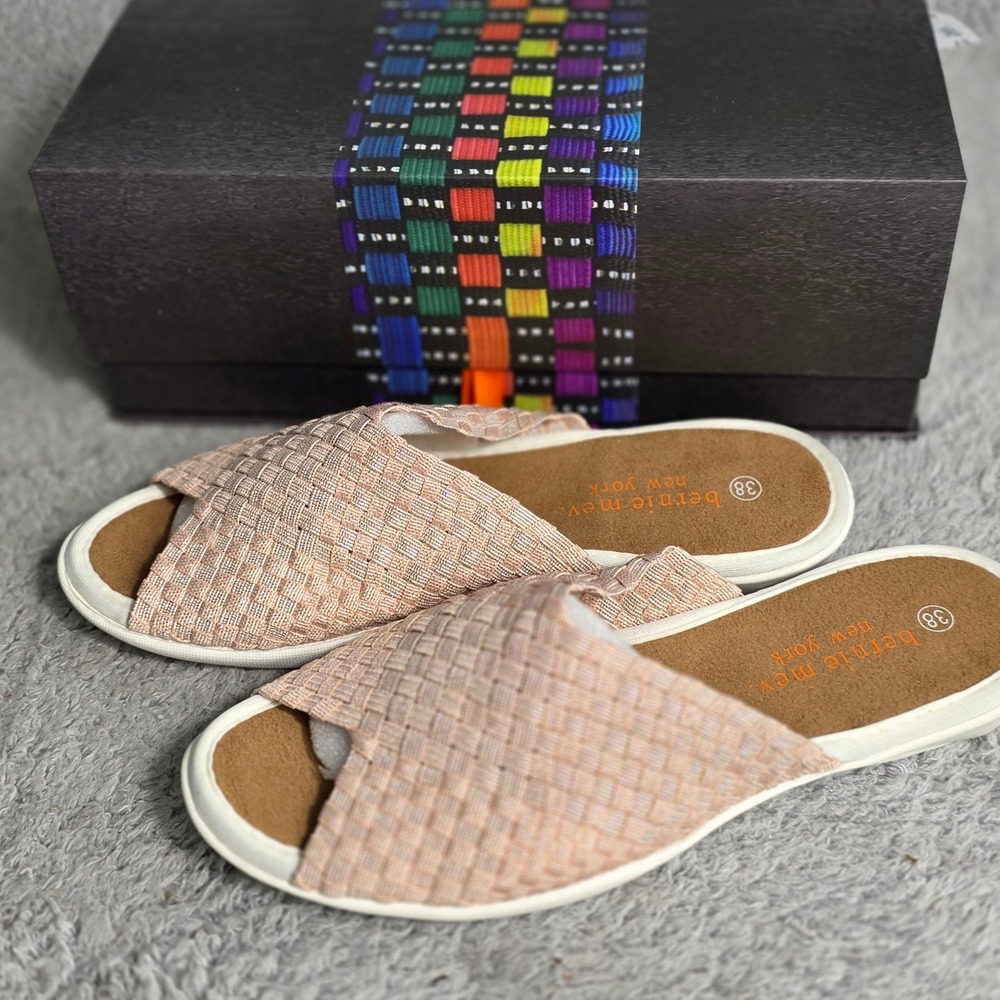 Bernie Mev‎ Bon Bon Blush Rose Gold Metallic Woven Slide Sandals EU 38 US 7 NEW